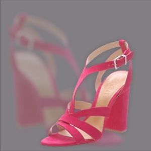 🆕💲BEST SELLER SCHUTZ Strappy Sandal Heels